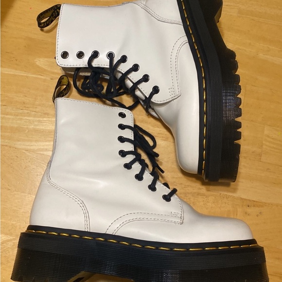 Dr. Martens JADON PLATFORM BOOTS WHITE - Picture 7 of 7